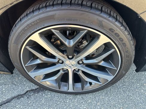 Used 2024 Honda Civic Touring image 11