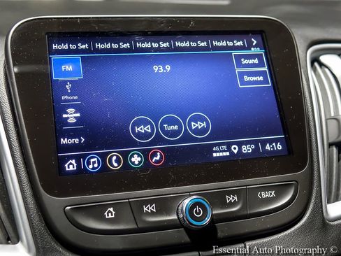 Used 2024 Chevrolet Malibu LT FWD image 19