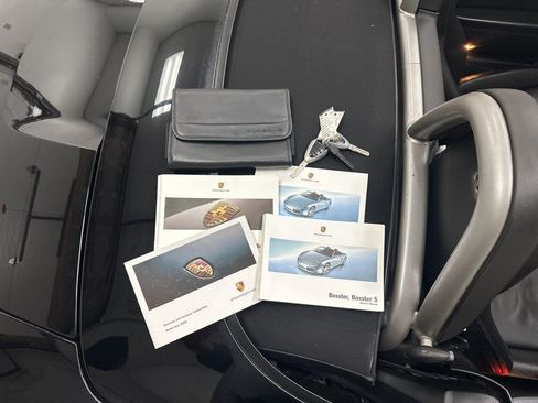 Used 2006 Porsche Boxster RWD image 22
