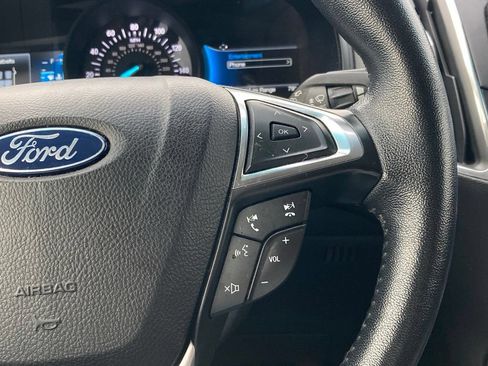 Used 2023 Ford Edge Titanium AWD/4WD image 17