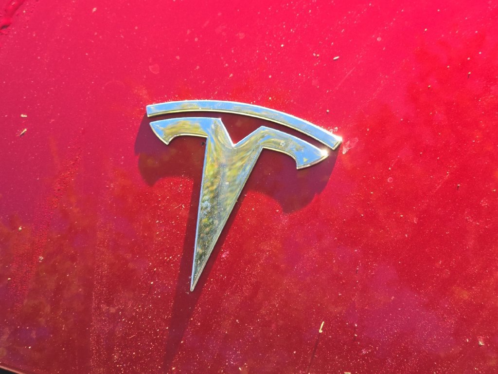 Used 2018 Tesla Model 3 Long Range AWD/4WD image 29