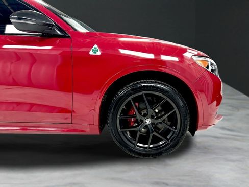 Used 2020 Alfa Romeo Stelvio Ti w/ Nero Edizione image 40