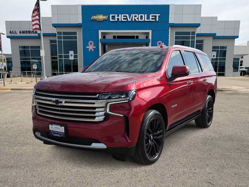 Used 2021 Chevrolet Tahoe High Country w/ Premium Package RWD image 1