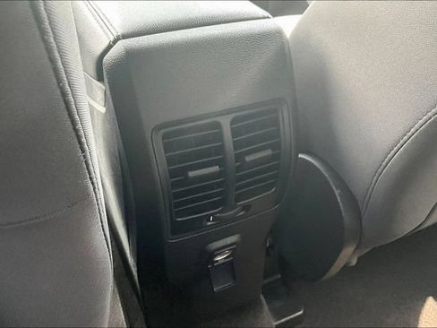 Used 2019 Ford Escape SE AWD/4WD image 10