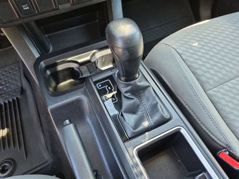 Used 2023 Toyota Tacoma SR AWD/4WD image 27
