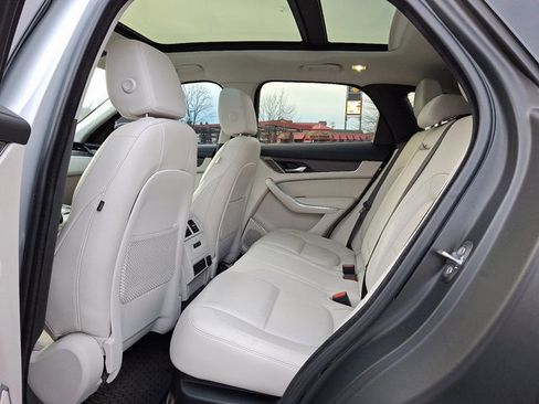 Used 2022 Jaguar F-PACE S image 10