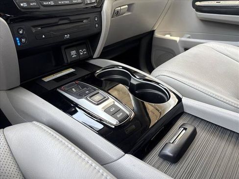 Used 2019 Honda Pilot Elite image 8