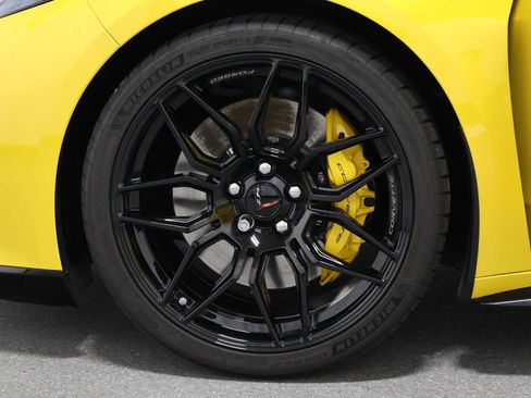 Used 2026 Chevrolet Corvette Z06 RWD image 34