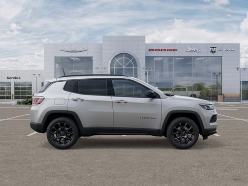 New 2026 Jeep Compass Latitude w/ Quick Order Package 29K image 21