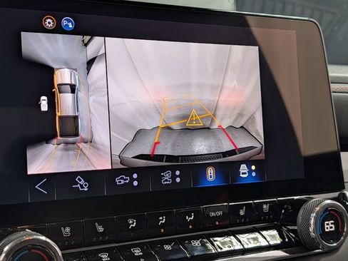 New 2026 Chevrolet Colorado Z71 w/ Technology Package AWD/4WD image 22