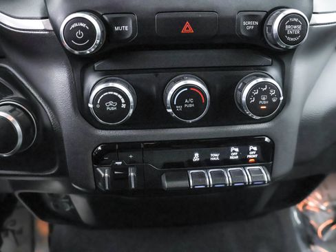 Used 2019 RAM 1500 Limited AWD/4WD image 50