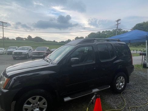 Used 2010 Nissan Xterra SE AWD/4WD image 5