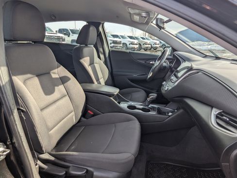 Used 2021 Chevrolet Malibu RS image 7