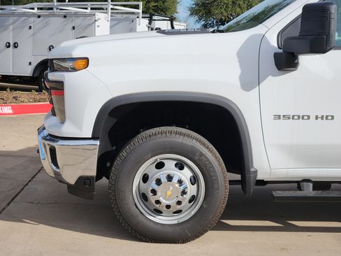New 2025 Chevrolet Silverado 3500 W/T image 15