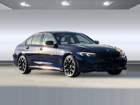 Used 2026 BMW 330i Sedan w/ M Sport Package RWD image 6