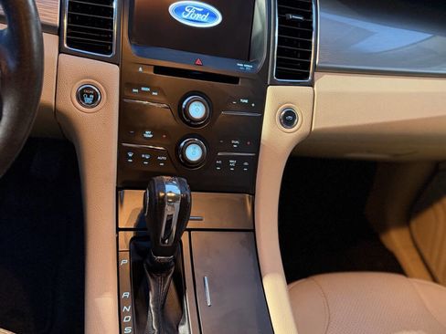 Used 2016 Ford Taurus SEL w/ Equipment Group 201A image 13