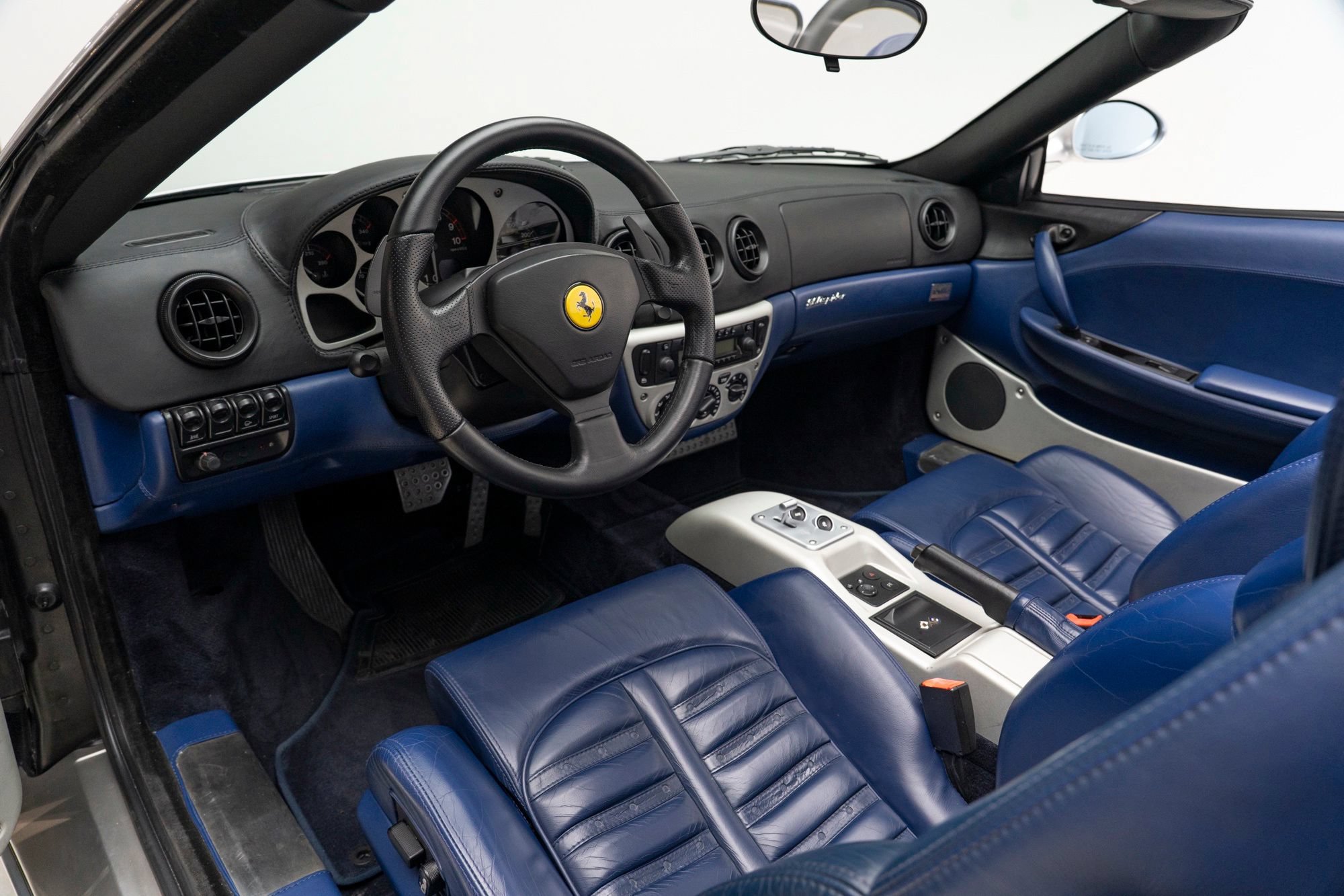 Used 2001 Ferrari 360 Spider RWD image 15