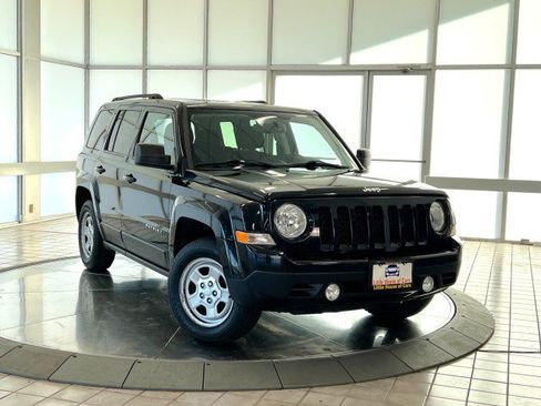 Used 2016 Jeep Patriot Sport w/ Power Value Group image 1