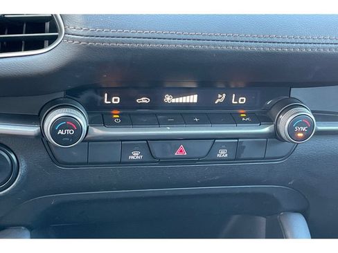 Certified 2023 MAZDA MAZDA3 s FWD image 27