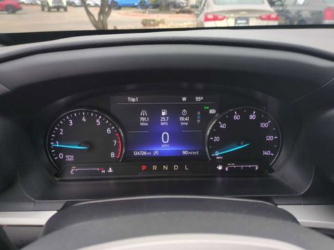 Used 2021 Ford Explorer XLT w/ Equipment Group 202A image 11