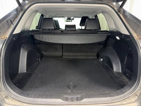 Used 2022 Toyota RAV4 XLE Premium AWD/4WD image 20