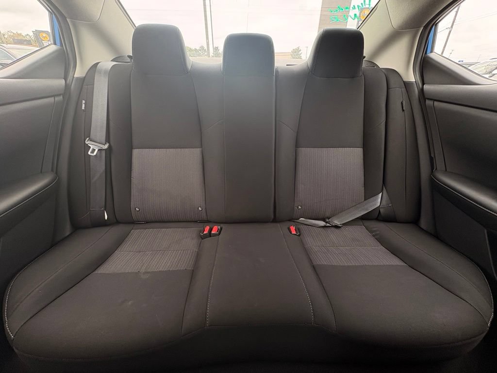 Used 2025 Nissan Sentra SV FWD image 29