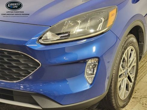 Certified 2022 Ford Escape SEL AWD/4WD image 10