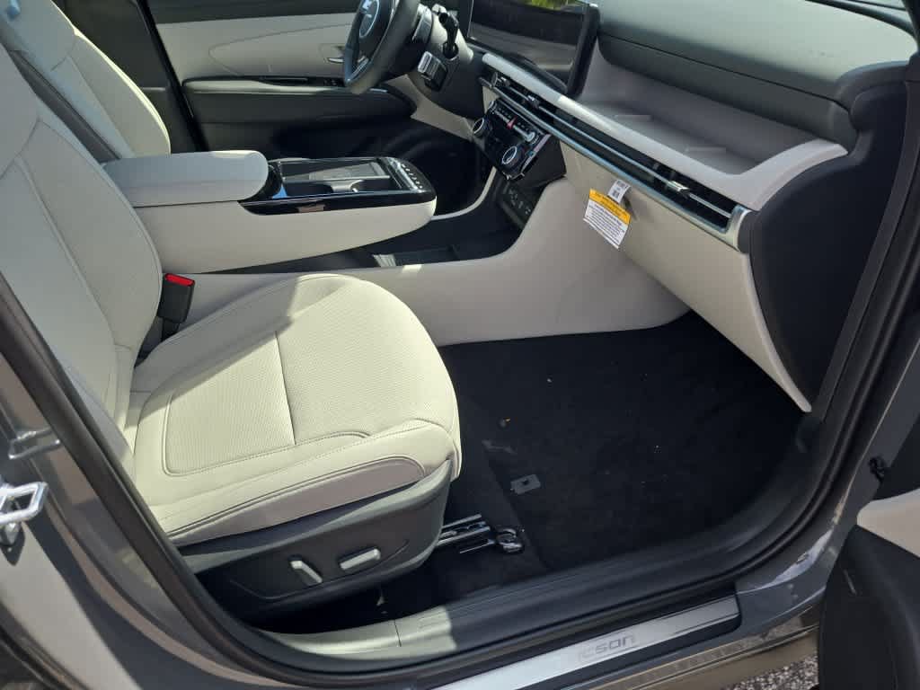 New 2026 Hyundai Tucson Limited w/ Tow & Go Package FWD image 23