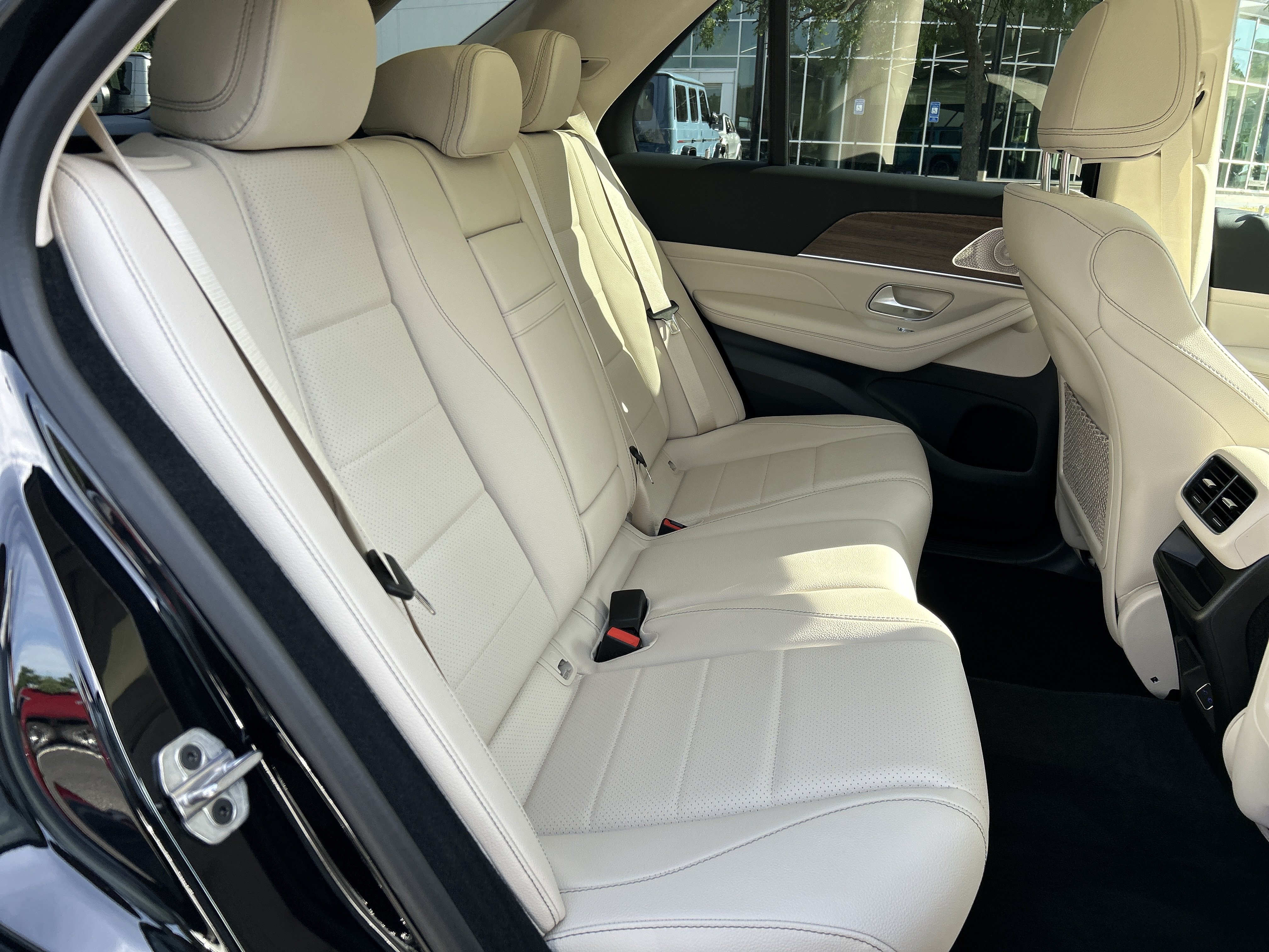 New 2026 Mercedes-Benz GLE 450 4MATIC image 40