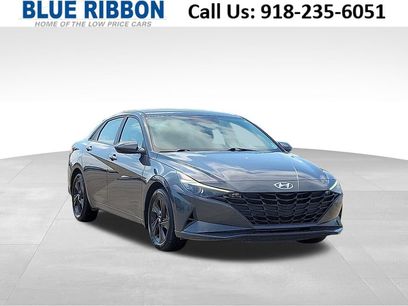 Used 2023 Hyundai Elantra SEL