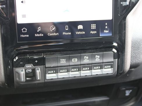 New 2026 RAM 3500 Tradesman AWD/4WD image 20