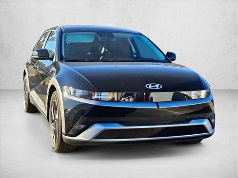 New 2026 Hyundai Ioniq 5 SEL image 6