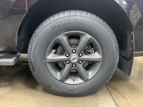 Used 2021 Ford Expedition Max XLT AWD/4WD image 16