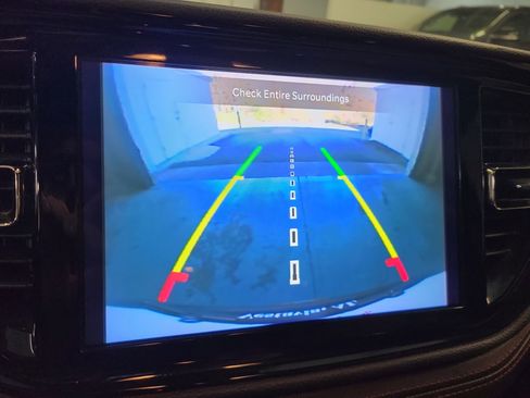 Used 2023 Dodge Durango GT image 25