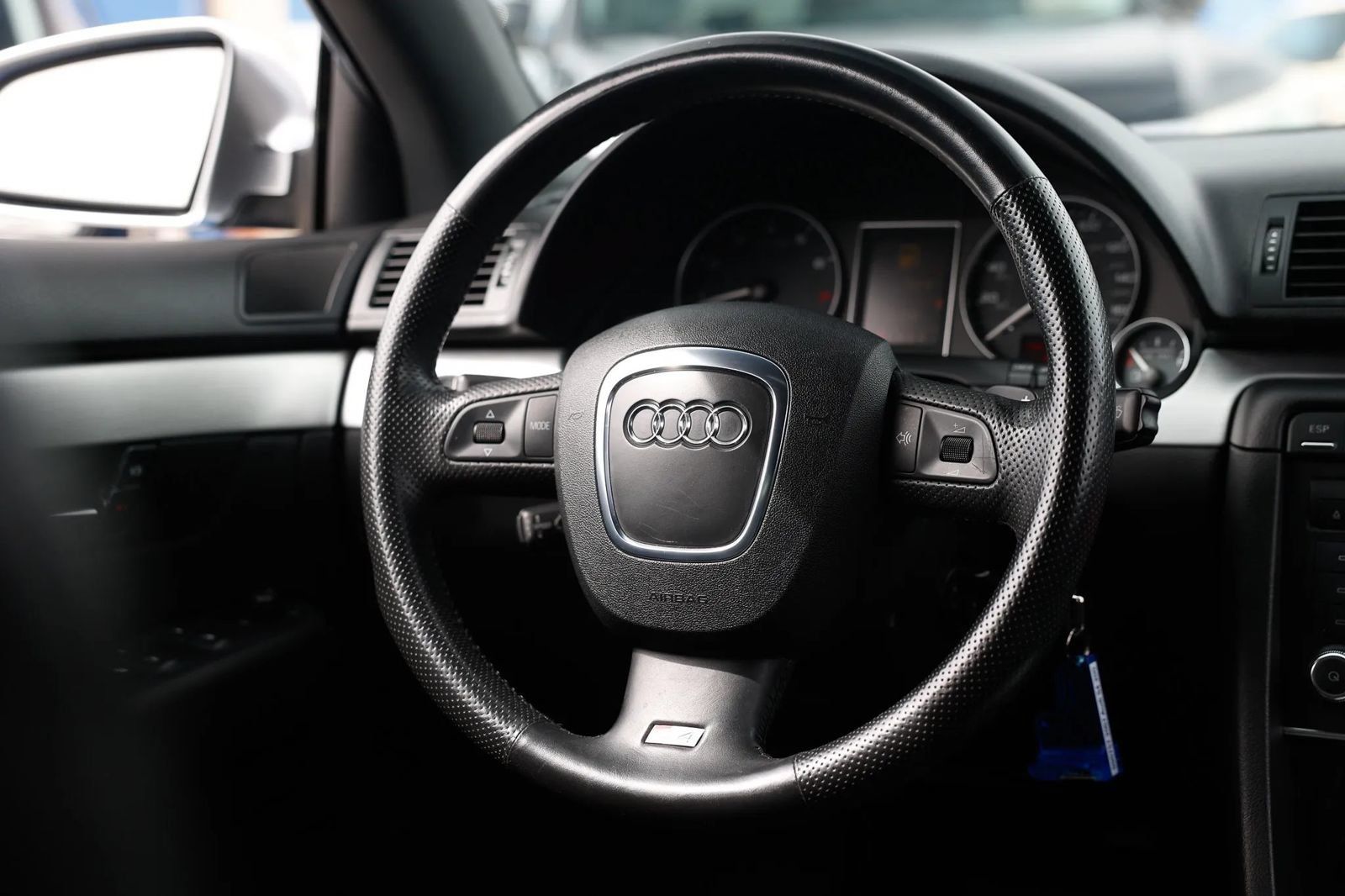 Used 2007 Audi S4 Sedan AWD/4WD image 29