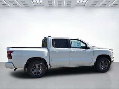 New 2026 Nissan Frontier SV
