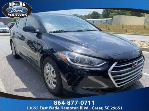 Used 2018 Hyundai Elantra SE FWD image 1