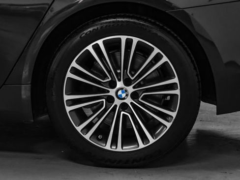 Used 2018 BMW 540i RWD image 60