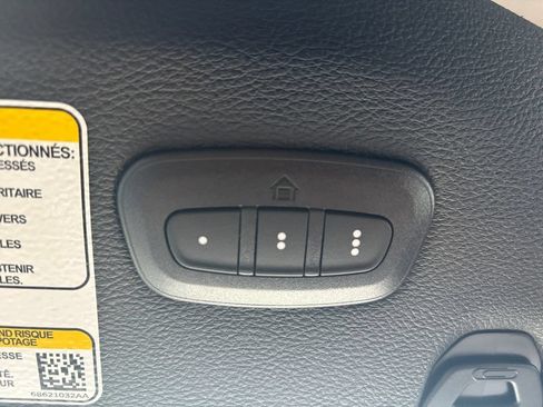 New 2026 Jeep Wrangler Unlimited Sahara AWD/4WD image 32
