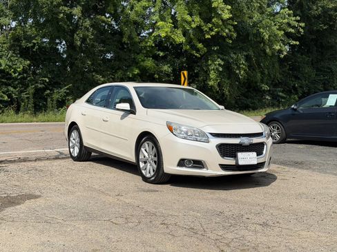 Used 2014 Chevrolet Malibu LT FWD image 9