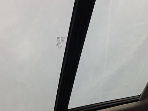 Used 2024 GMC Yukon XL Denali image 36