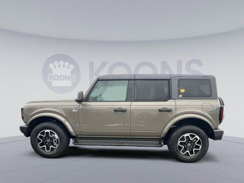 New 2026 Ford Bronco Outer Banks image 2