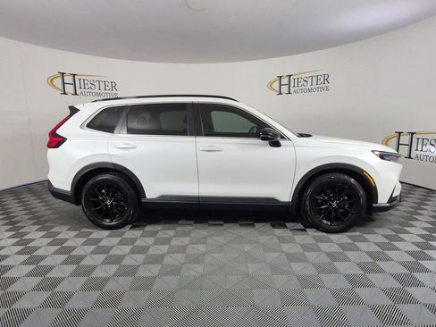Used 2023 Honda CR-V Sport image 3