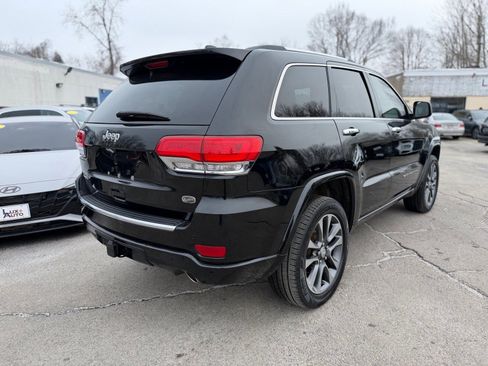 Used 2018 Jeep Grand Cherokee Overland image 5