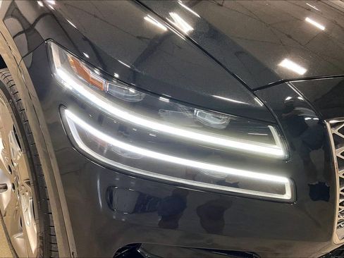 Used 2023 Genesis GV80 3.5T w/ Prestige Package AWD/4WD image 32