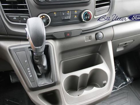 New 2025 Ford Transit 250 148 Medium Roof image 9