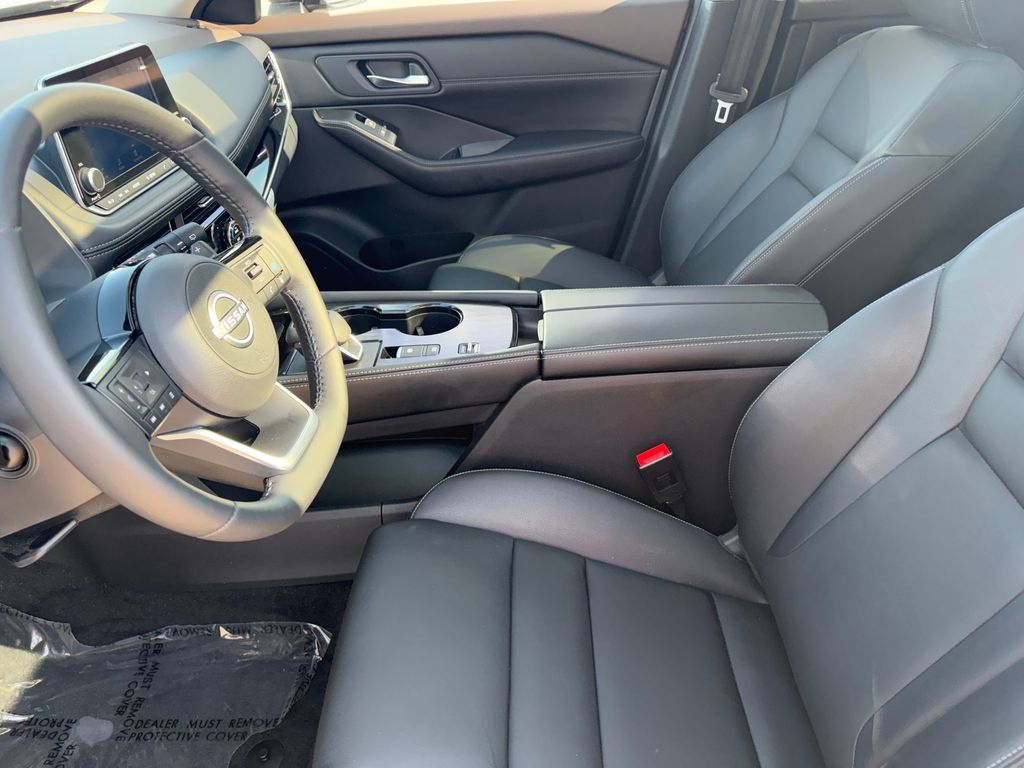 Certified 2023 Nissan Rogue SL FWD image 9
