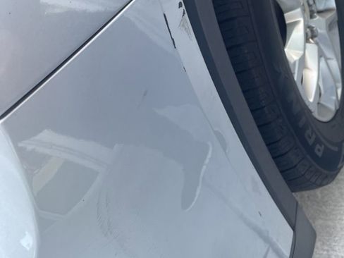 Used 2021 Chevrolet Traverse LS image 5