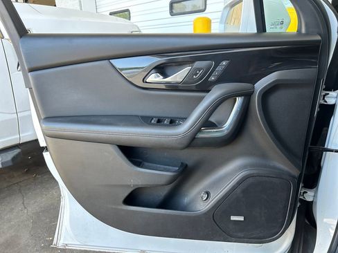 Used 2019 Chevrolet Blazer Premier w/ Driver Confidence II Package AWD/4WD image 9