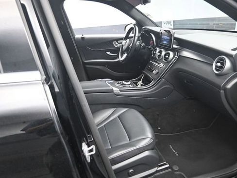 Used 2018 Mercedes-Benz GLC 300 image 28